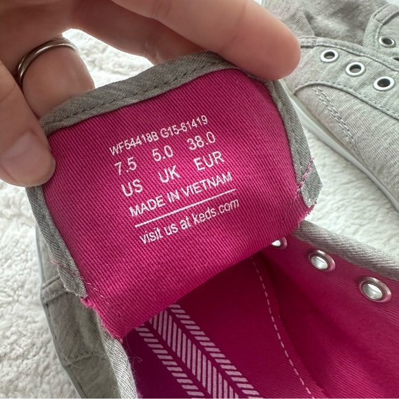 Keds | FLAWED Gray Coursa ltt fashion sneaker Gray | Size 7.5 - Picture 5 of 7